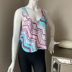 Hi-Lo Cut Out Tank